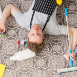 How to clean a carpet at home quickly and effectively?